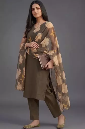 tailored women kurta with trousers with dupatta