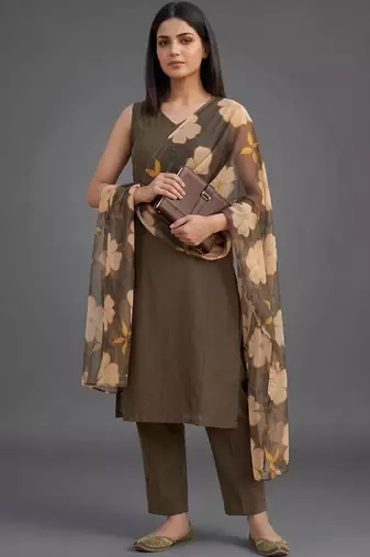 tailored women kurta with trousers with dupatta
