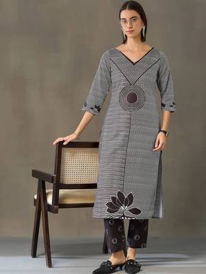 everyday workwear women printed kurta with palazzos 2