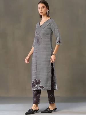 everyday workwear women printed kurta with palazzos 6