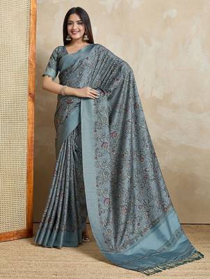 grey floral printed saree 4