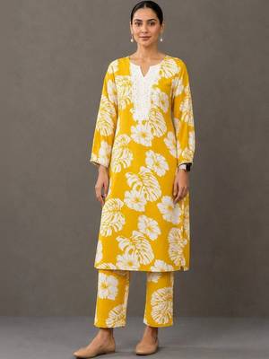 formal women printed kurta with palazzos 1