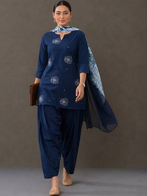 workwear women embroidered kurta with salwar with dupatta 3
