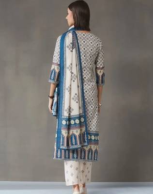 tailored women printed kurta with trousers with dupatta 3