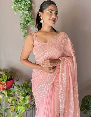 Peach embellished sequinned  saree 5