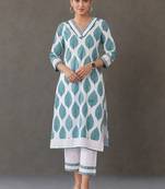 structured women printed kurta with trousers