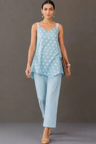 smart women printed kurti with palazzos