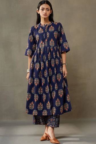 tailored women printed kurta with palazzos