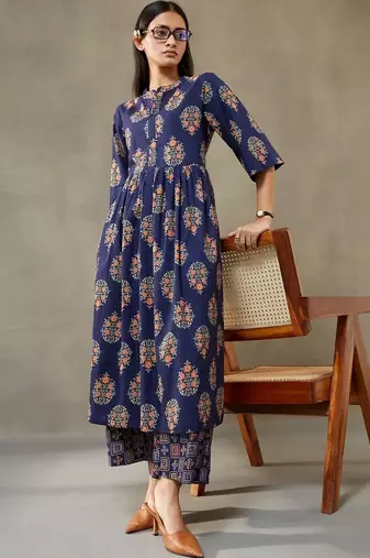 tailored women printed kurta with palazzos