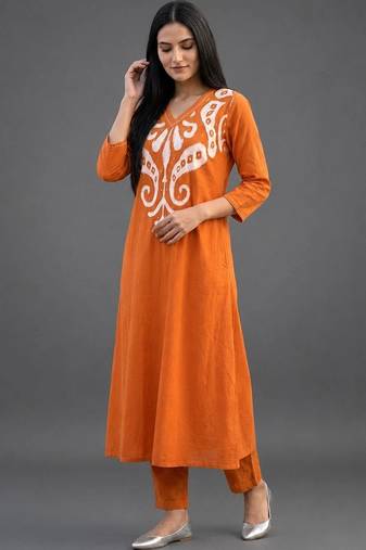 smart womens latest kurta set