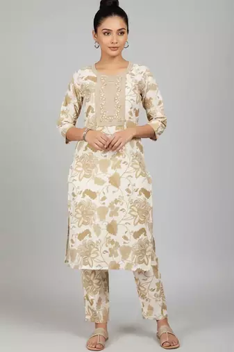 smart women printed kurta with trousers