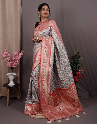 white white & red ethnic motifs zari handloom banarasi saree 1