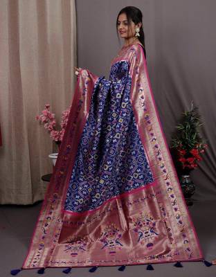 blue blue & pink woven design zari silk blend patola saree 2