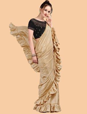 gold gold-toned silk blend saree 3