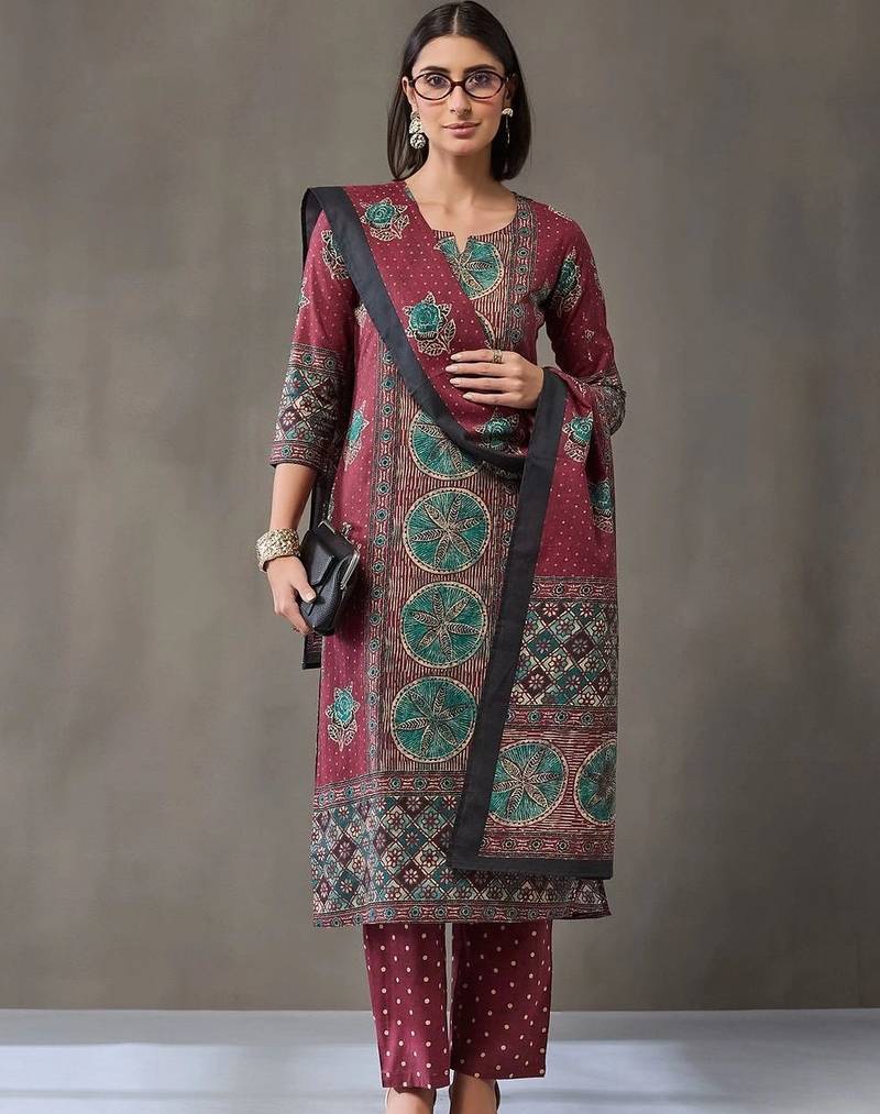 tailored women printed kurta with trousers with dupatta