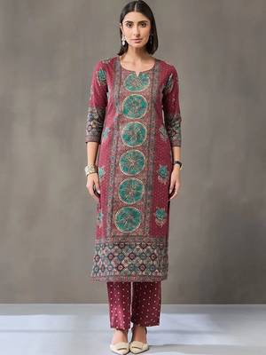 tailored women printed kurta with trousers with dupatta 3