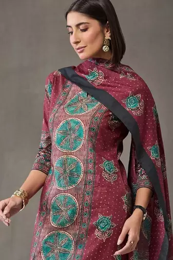 tailored women printed kurta with trousers with dupatta