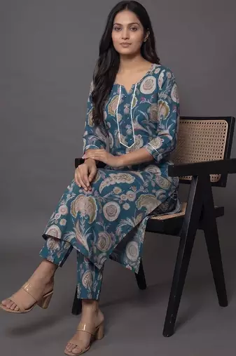 tailored women latest sets
