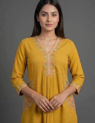 smart women embroidered kurta with trousers 7