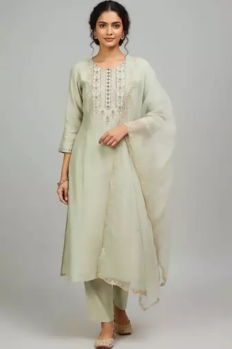 structured women embroidered kurta with trousers with dupatta