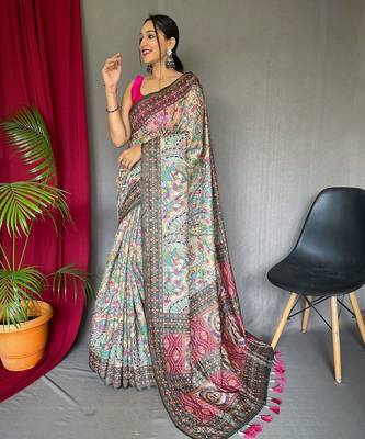 beige floral printed saree 1