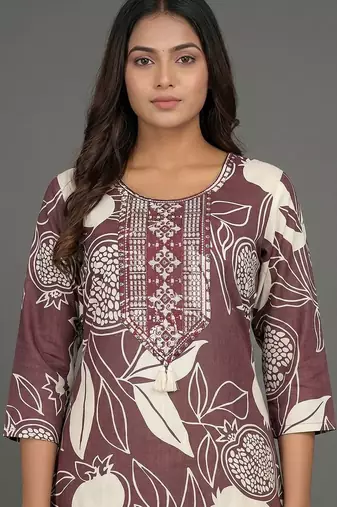 tailored women printed kurta with trousers