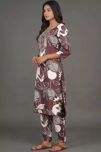 tailored women printed kurta with trousers