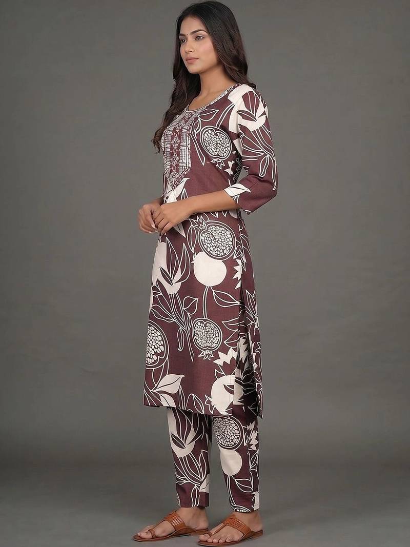 tailored women printed kurta with trousers