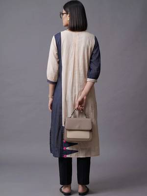 workwear women colourblocked kurta with trousers 4