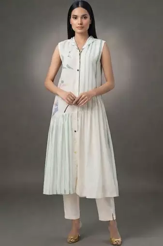 workwear women striped kurta with trousers