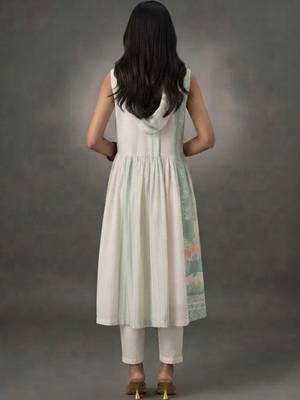workwear women striped kurta with trousers 6