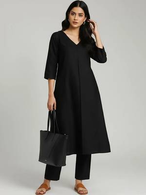 smart women kurta with trousers 4