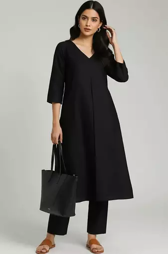 smart women kurta with trousers