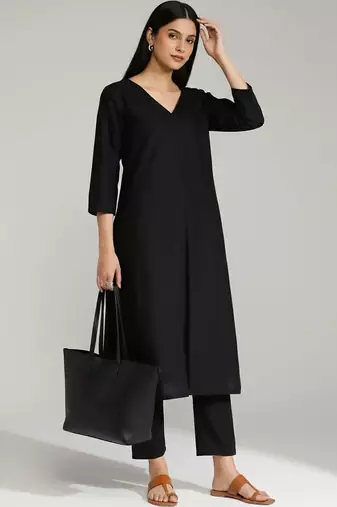 smart women kurta with trousers