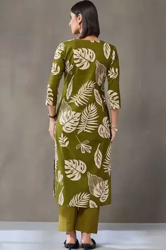 tailored women printed kurta with trousers