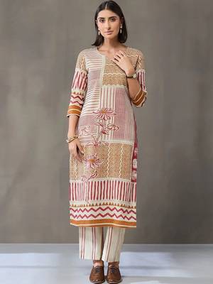 tailored women printed kurta with trousers with dupatta 3