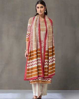 tailored women printed kurta with trousers with dupatta 4