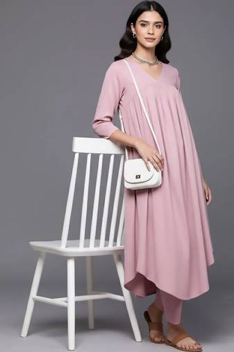 smart women kurta with trousers
