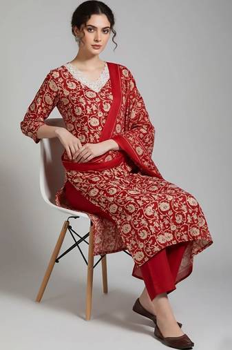 everyday workwear women printed kurta with trousers with dupatta