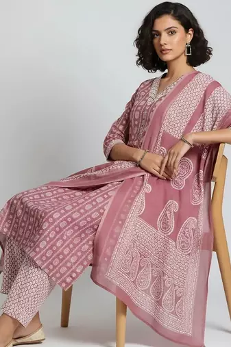 tailored women printed kurta with trousers with dupatta