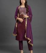 everyday workwear women embroidered kurta with trousers with dupatta