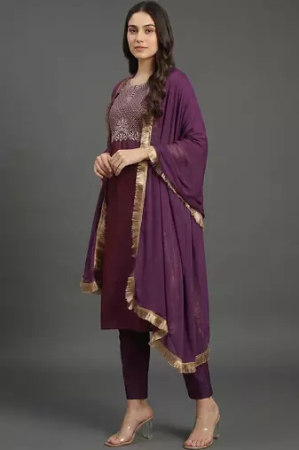 everyday workwear women embroidered kurta with trousers with dupatta