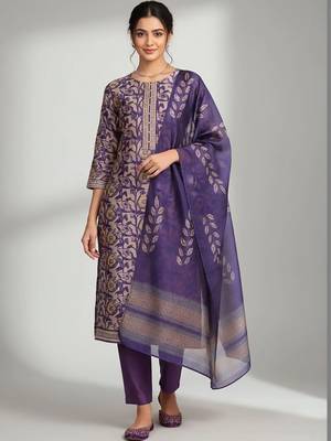 structured women printed kurta with trousers with dupatta 1
