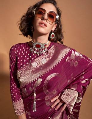 burgundy floral zari poly georgette banarasi saree 3