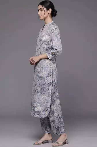 tailored women printed kurta with trousers