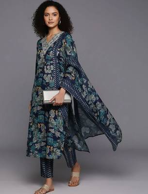 formal women printed kurta with trousers with dupatta 5