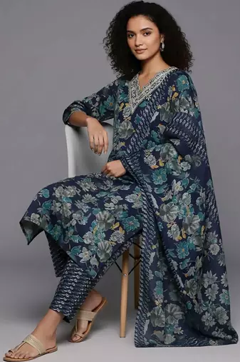 formal women printed kurta with trousers with dupatta