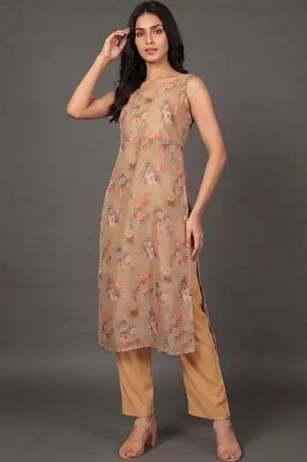 smart women printed kurta with trousers