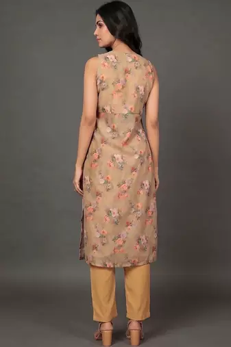 smart women printed kurta with trousers