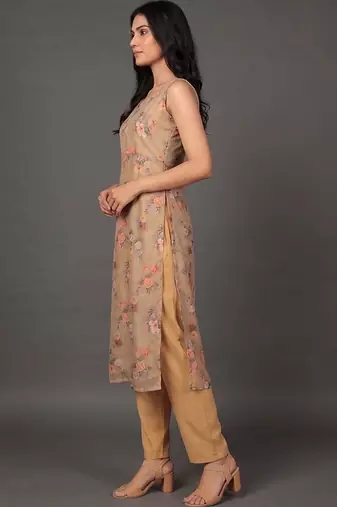smart women printed kurta with trousers